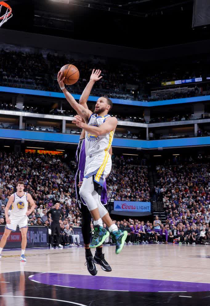 德罗巴在勇士比赛中大比分获胜，刷新纪录引发热议！的简单介绍